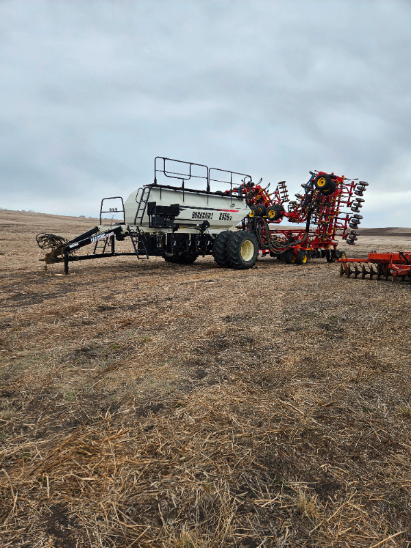 Bourgault 6550 & 63' 5810 in Farming Equipment in Edmonton