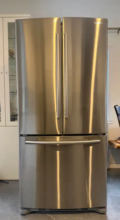 Samsung counterdepth 32” fridge - delivery , View more