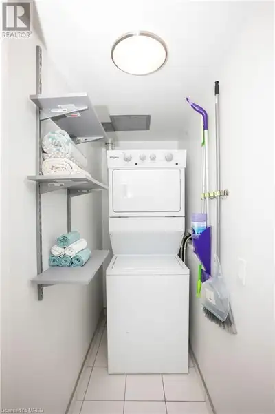 1 Private room for rent from Jan 01,2026 to Apr 30,2026 for 4 months , short term at 5240 Dundas st...