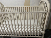 Crib with Mattress, Bumper Disney Bumper  and 3 crib sheetsts