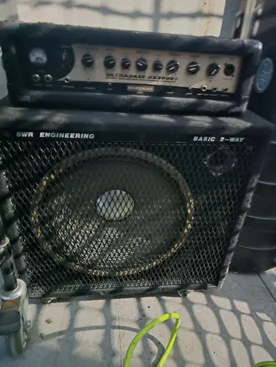 Bass Head and 2 Cabs, View more