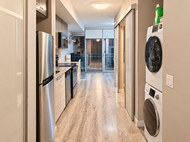 Rent  Fully Furnished 1-Bedroom Condo | 250 Albert St, Waterloo in Long Term Rentals in Oakville / Halton Region - Image 3