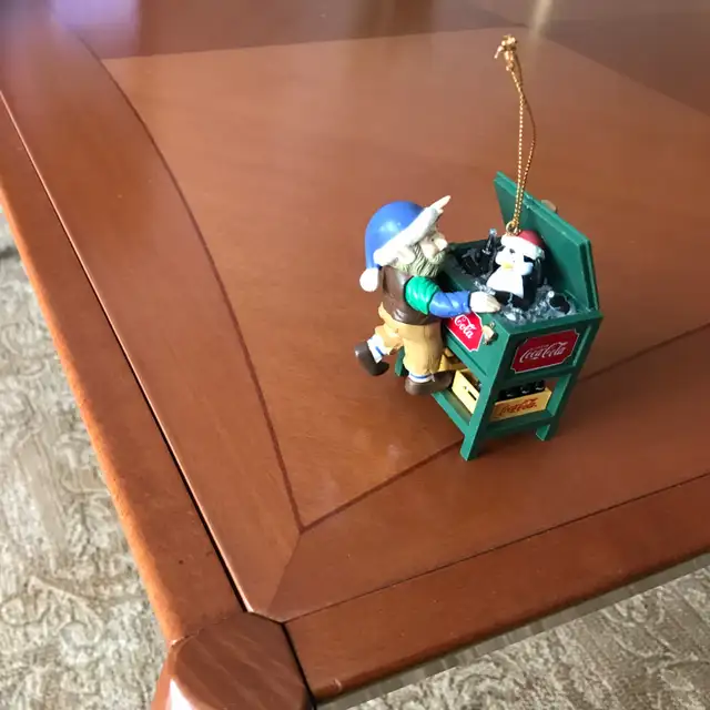 Vintage Christmas Collectibles64520063960451122