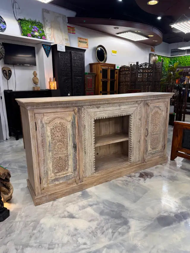 ✅ Grand Buffet Indien en teck massif, Bahut haut, crédence Inde in Hutches & Display Cabinets in City of Montréal - Image 4