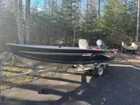 14 Foot AlumaCraft Fishing Boat