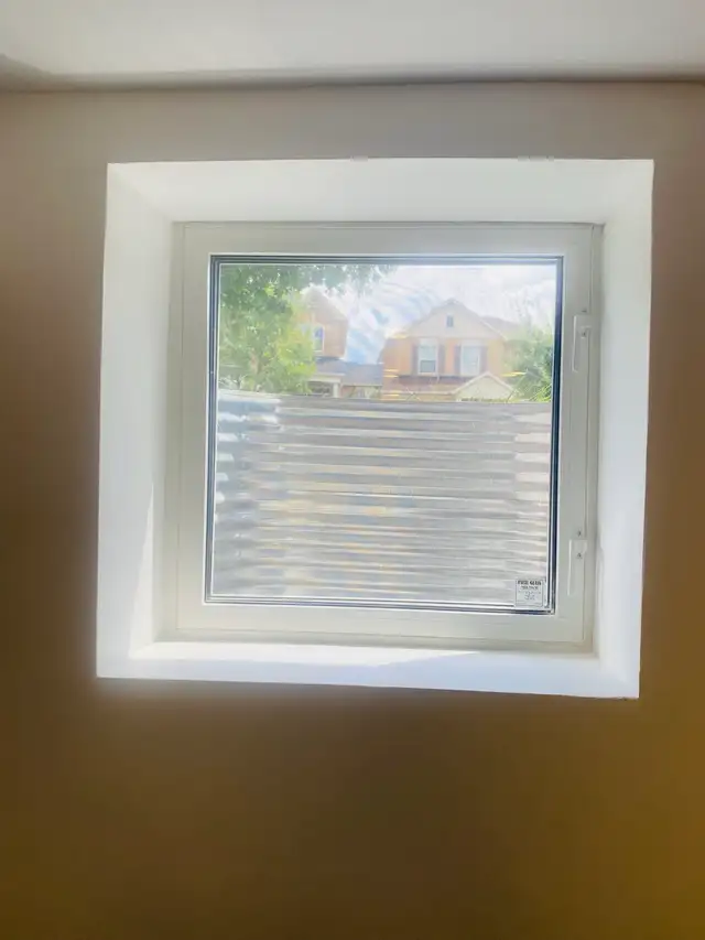 2 bedroom , One bathroom and one kitchen Basement in Milton in Long Term Rentals in Oakville / Halton Region - Image 9