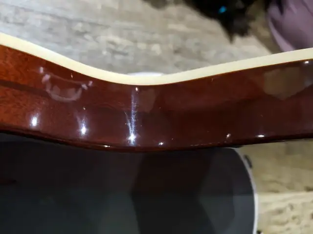 1975 Ibanez les paul, pre-lawsuit era. Original case, great cond in Guitars in Mississauga / Peel Region - Image 6