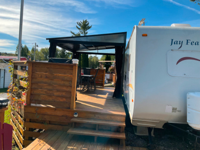 Roulotte 26 pieds à  vendre au Camping Plage des Laurentides dans Autre  à Ville de Québec - Image 2