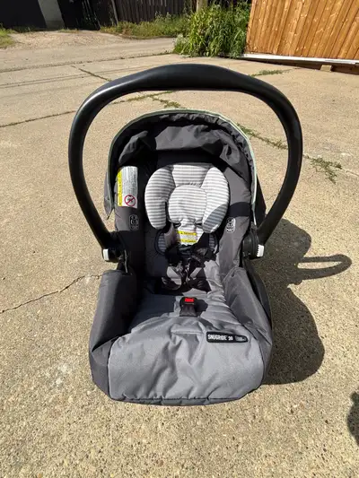 Graco SnugRide 30 Infant Car Seat, View more
