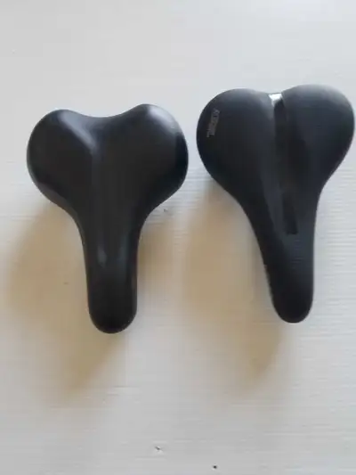 2 Selles de vélo, View more