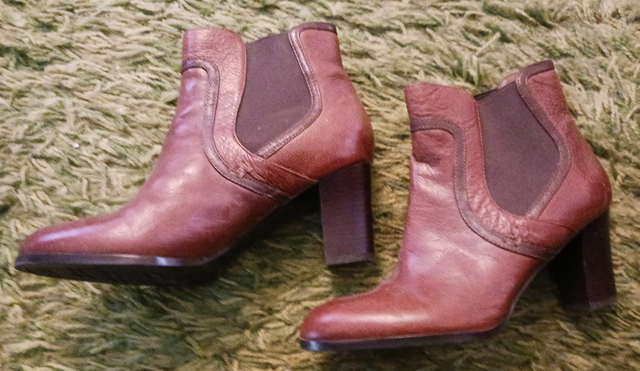 Women Leather Brown NATURALIZER Boots Size 8M in Women's - Shoes in Mississauga / Peel Region - Image 3