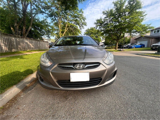 Hyundai Accent 2013 Manual in Cars & Trucks in Mississauga / Peel Region - Image 2