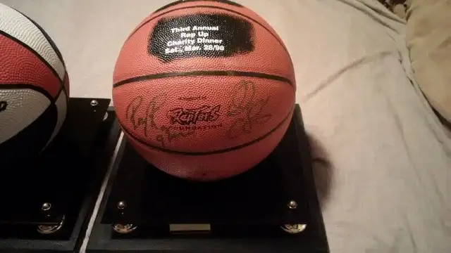 Basketball or Raptors Kawhi Big Head or Blue Jays Biobbblehead in Arts & Collectibles in City of Toronto - Image 5