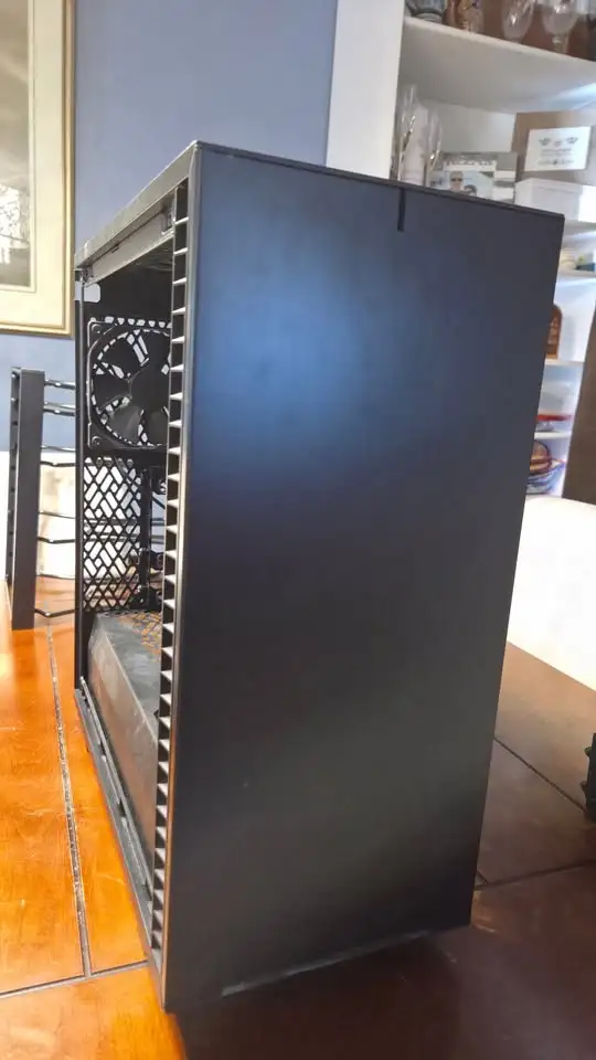 Fractal Design Define 7 Compact in System Components in Ottawa - Image 3