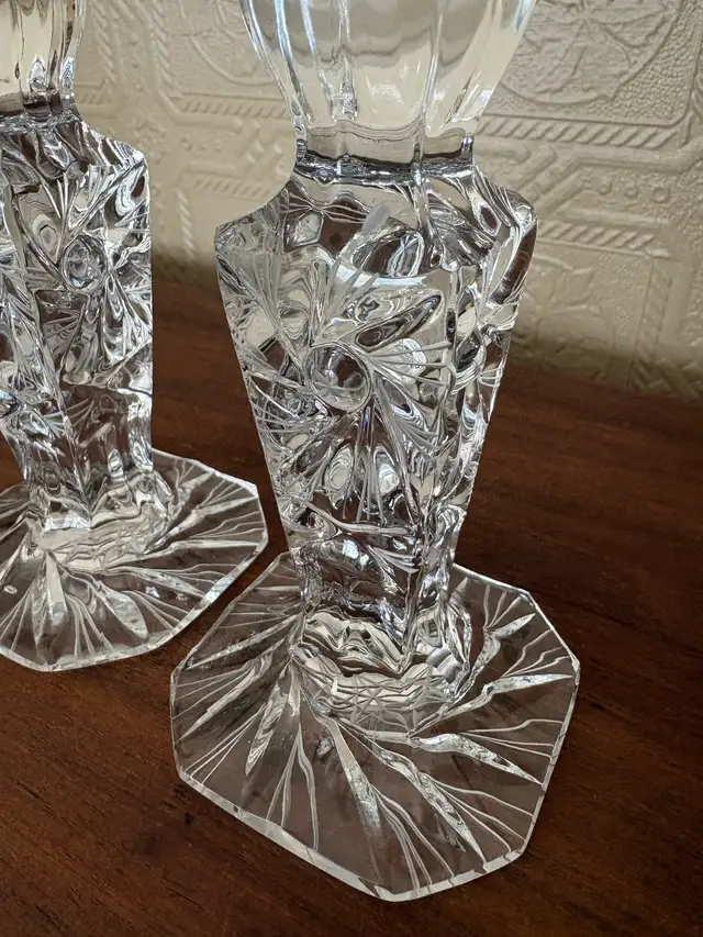 Exquisite Vintage Pair Set Cut Lead Crystal Candle Sticks in Arts & Collectibles in Longueuil / South Shore - Image 3