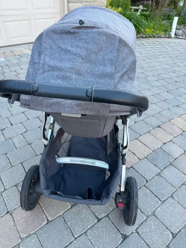 Uppababy Vista stroller  in Strollers, Carriers & Car Seats in Markham / York Region - Image 4