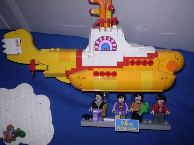 The Beatles Lego. Yellow Submarine in Toys & Games in Winnipeg - Image 2