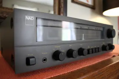 Newish condition with original box and manual and sounds wonderful. The exact same pre and power amp...