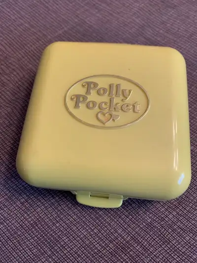 Vintage Bluebird Polly Pocket 1989 Midge's Play School Compact, View more