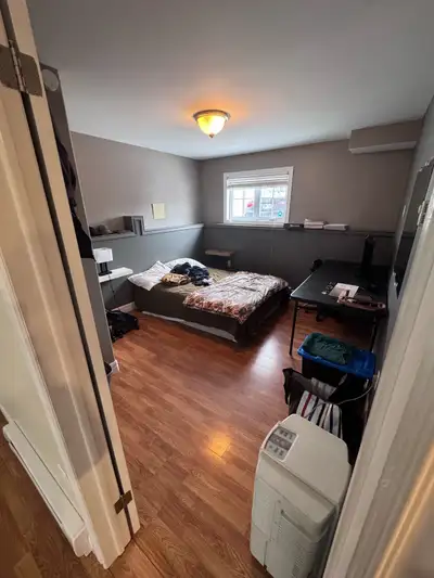 Available May 1st-1350 a month including all utilities (heat/light) and internet with one/two car pa...