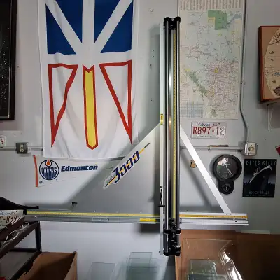 FLETCHER 3000 GLASS CUTTER, View more