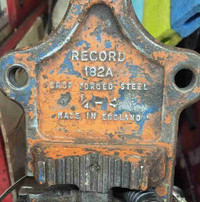 Record Pipe Vise 182A