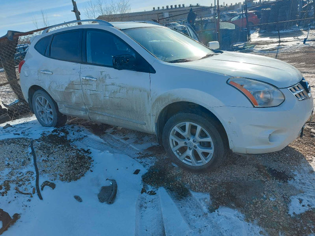 2013 Nissan Rogue Parts out  in Auto Body Parts in Winnipeg - Image 2