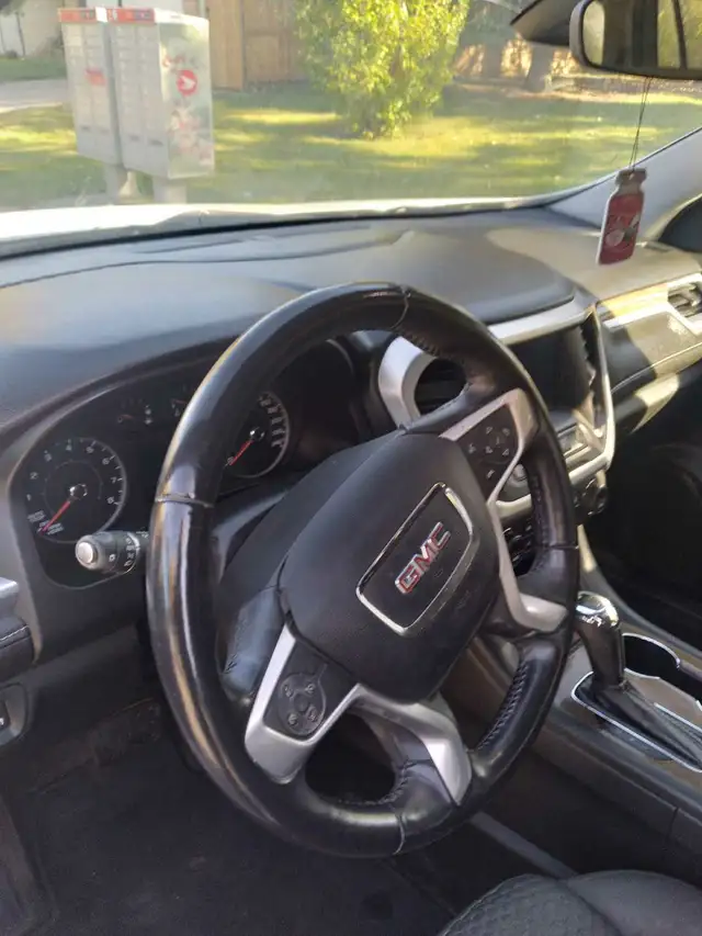 2017 Acadia SLE AWD571517050857072649