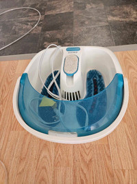 Foot massager with scrub 