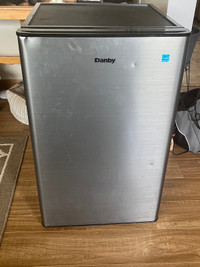 Danby 125L fridge 