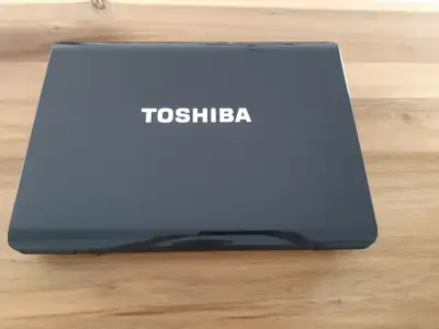 Ordinateur Toshiba satellite avec graveur, View more