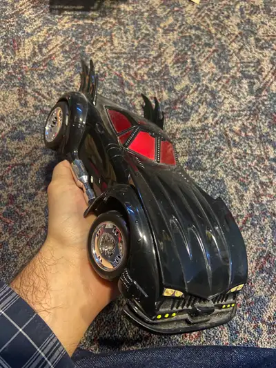 2003 BATMOBILE RADIO CONTROL RC BATMAN. The remote is long lost so it’s just the car and the wheels...