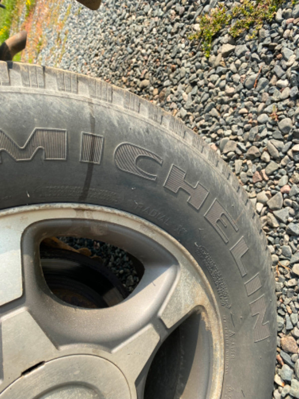 Michelin all season tires used 245 65 R17 in Tires & Rims in Thunder Bay