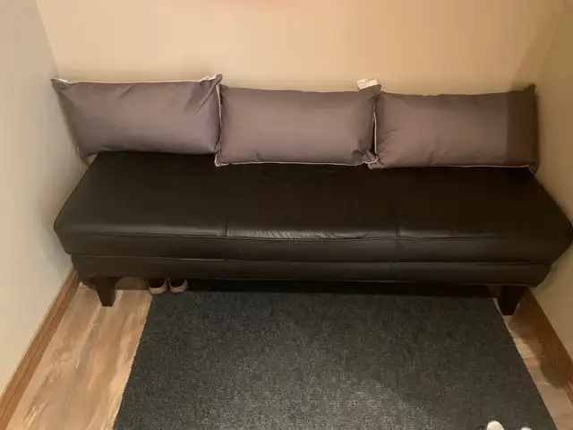 Sitting bench628632841073951216