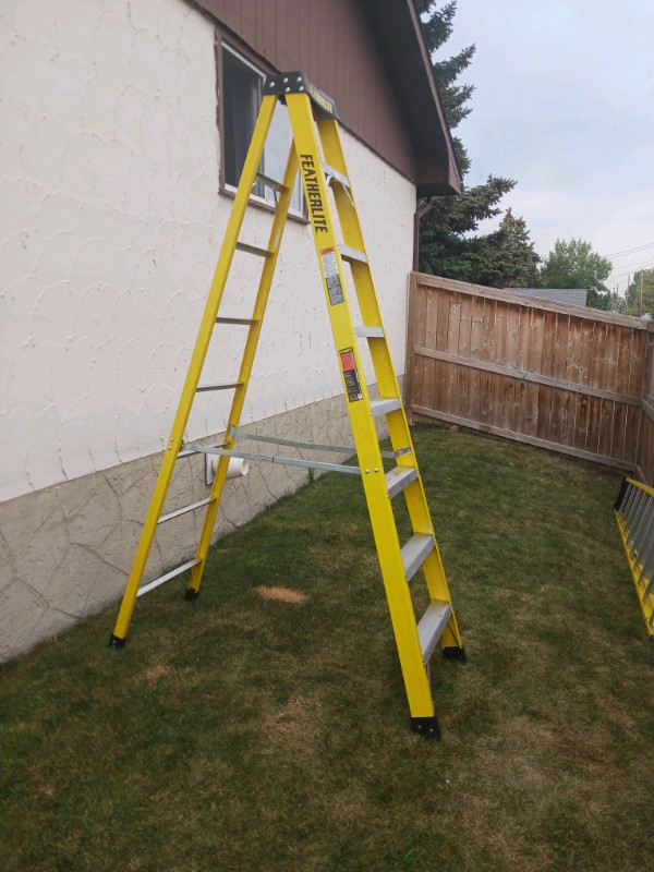 8'featherlite step ladder Ladders & Scaffolding Calgary Kijiji