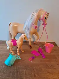 Barbie horse playset - pony - doll furniture - girls toys - omg