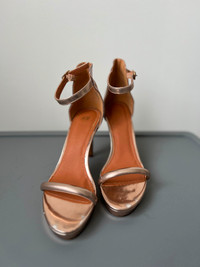 Rose gold open toe H&M heels size 39