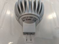 2 ampoules LED MR16 base GU5.3 Globe 12VAC/DC 4W 3000K 165lumens