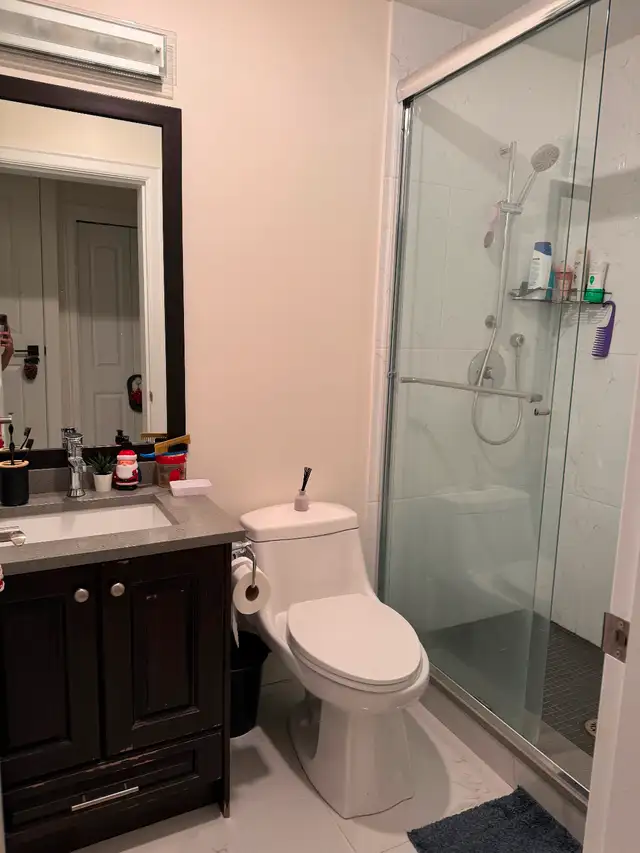 Room available for Rent63436972221571124