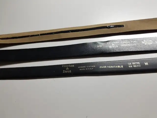 Souliers pour dame ,  ceintures , Sacoches , in Women's - Shoes in Laval / North Shore - Image 8