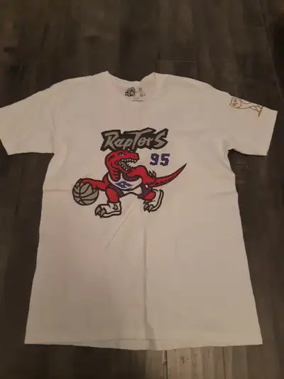 New and never worn. Vintage promotional item given out on December 17, 2014 for Drake Night.
