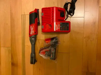 Milwaukee M12 FUEL 12V Cordless 3/8” Extended Reach Ratchet Kit., View more