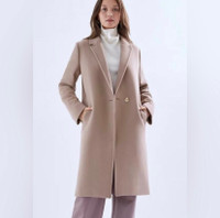 Aritzia Babaton Stedman Coat 