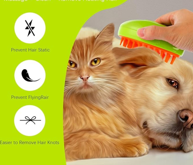 New 3-in-1 dog and cat brush pet for grooming, cleaning, massage dans Accessoires  à Ville de Montréal - Image 2