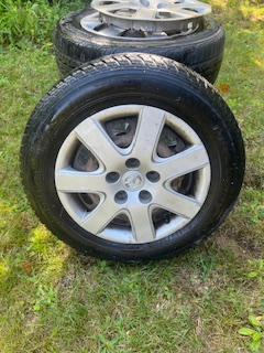 Snow tires 15" in Tires & Rims in Renfrew - Image 2