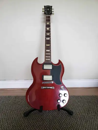 Gibson SG 61 reissue 2010. Asking 1750. No issues. Frets in very good condition. Action and intonati...