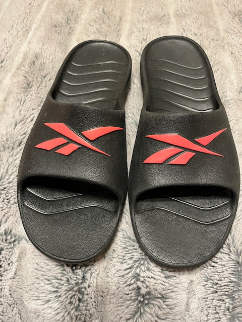 Women’s Reebok Slides Sandals (2 pairs) in Women's - Shoes in City of Halifax