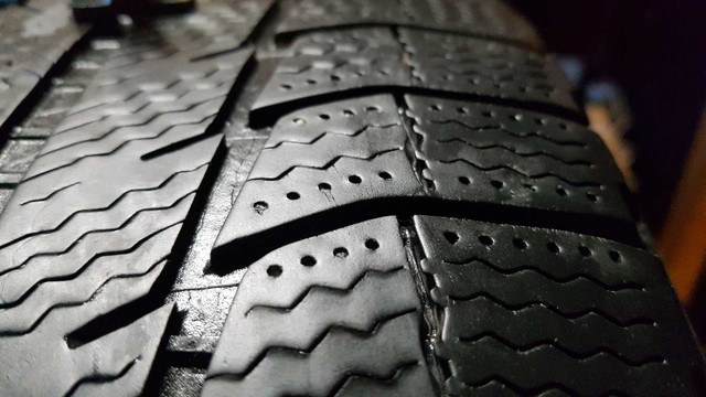 1-225/65R17 Michelin X-ice Latitude  in Tires & Rims in Bridgewater - Image 3