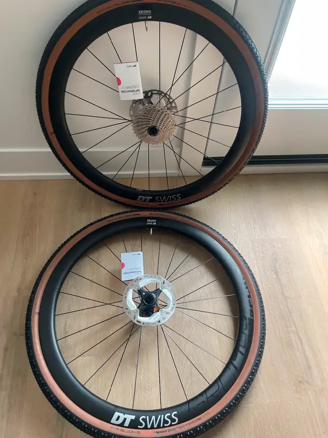 Brand new Carbon DT Swiss GRC 1400 wheelset with tires63008307328641121