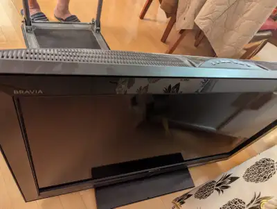 40" Sony Bravia LCD TV (1080p) - Perfect Working Order, View more